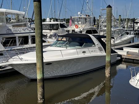 Sea Ray 330 Express Cruiser image