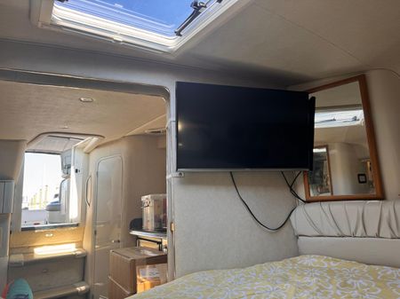 Sea Ray 330 Express Cruiser image