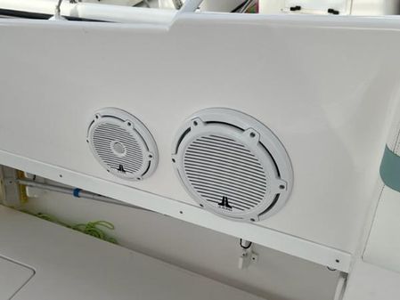 Intrepid 375-WALKAROUND image