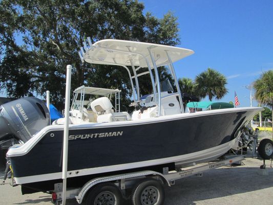 Sportsman Heritage 211 Center Console - main image