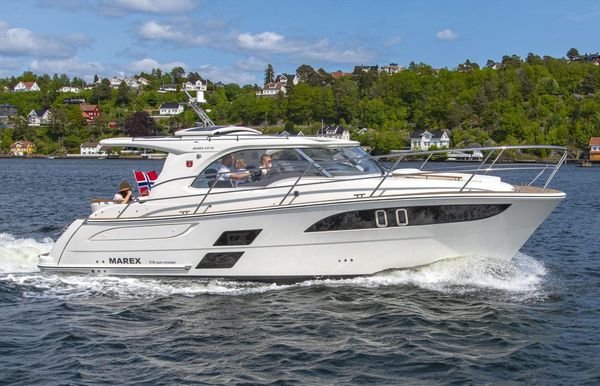 2025 Marex 310 Sun Cruiser