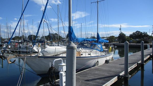 Whitby 42 