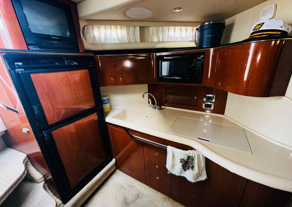 Sea Ray 380 Sundancer image