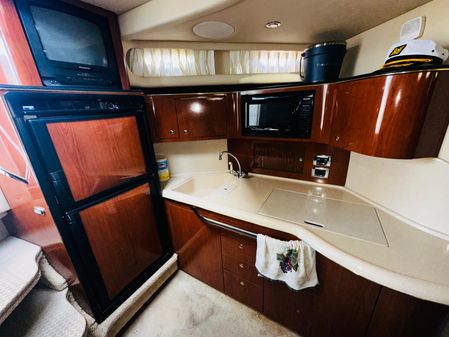 Sea Ray 380 Sundancer image