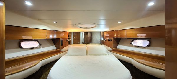 Viking Sport Cruiser 50 Express Flybridge image