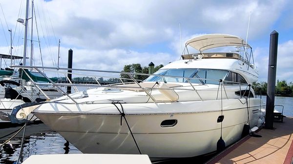 Viking Sport Cruiser 50 Express Flybridge image