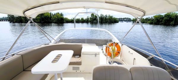 Viking Sport Cruiser 50 Express Flybridge image