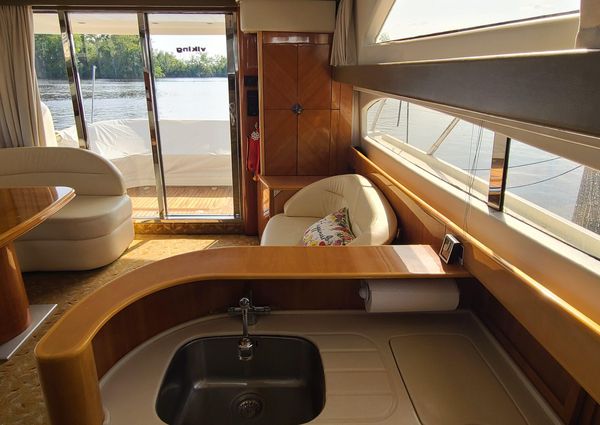 Viking Sport Cruiser 50 Express Flybridge image