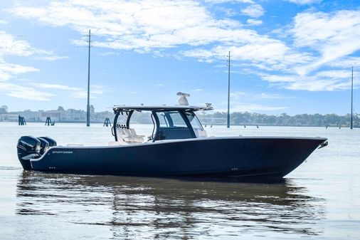 Sportsman Open 352 Center Console image