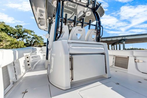 Sportsman Open 352 Center Console image