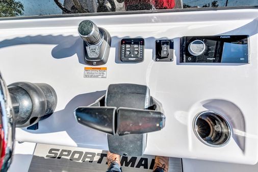 Sportsman Open 352 Center Console image