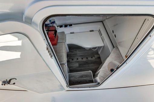 Sportsman Open 352 Center Console image