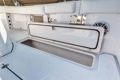 Sportsman Open 352 Center Console image