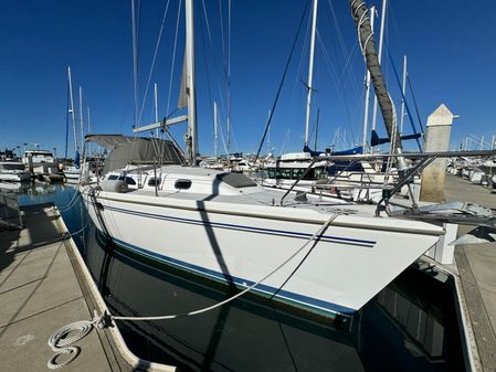 Catalina 350 image