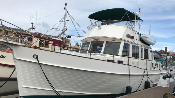 Grand Banks Classic