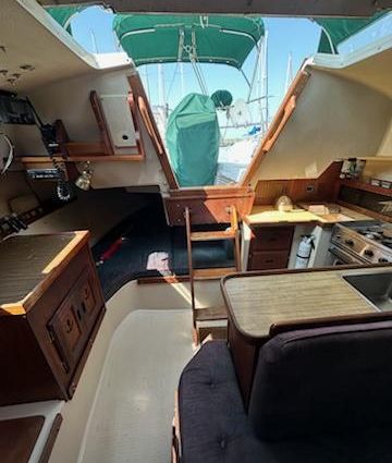 Catalina 30 Tall Rig image