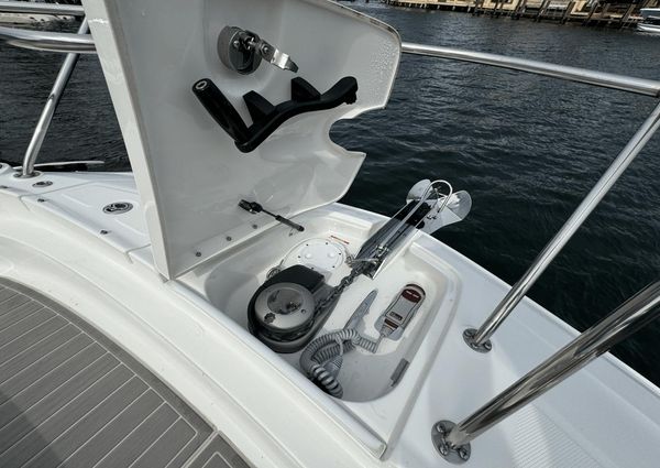 Sea Ray 320 SUNDANCER OUTBOARD COUPE image