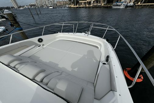 Sea Ray 320 SUNDANCER OUTBOARD COUPE image