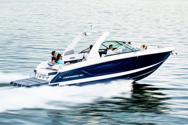 Chaparral 30 Surf - main image