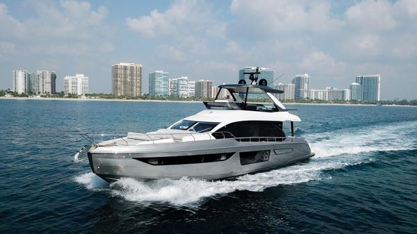 Azimut 68 