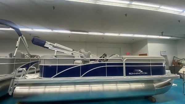 Bennington 20 SVSR 