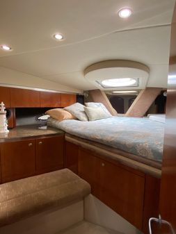 Cruisers Yachts 460 Express image