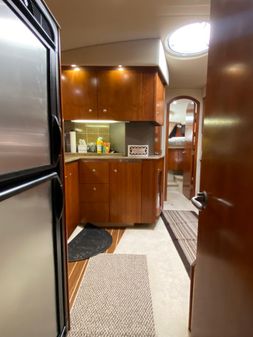 Cruisers Yachts 460 Express image