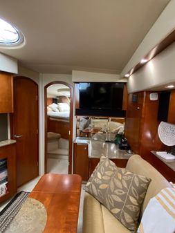 Cruisers Yachts 460 Express image