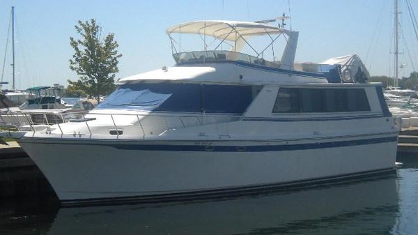 Vantare 58 Motor Yacht
