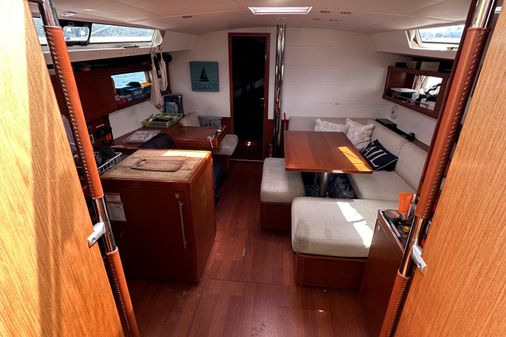 Beneteau Oceanis 45 image