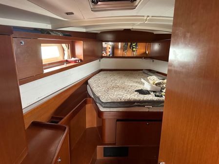 Beneteau Oceanis 45 image