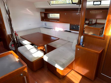 Beneteau Oceanis 45 image