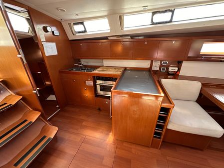 Beneteau Oceanis 45 image