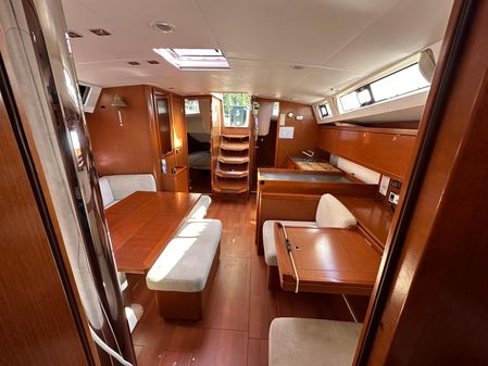 Beneteau Oceanis 45 image