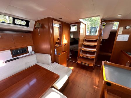 Beneteau Oceanis 45 image