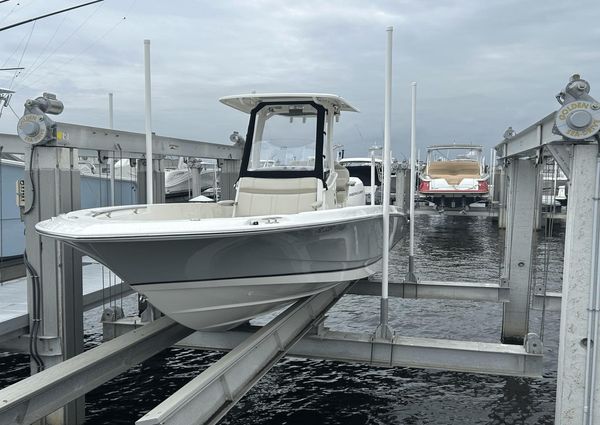 Boston Whaler 25 Dauntless image