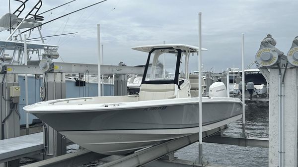 Boston Whaler 25 Dauntless 