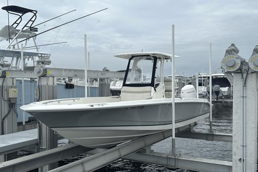 Boston Whaler 25 Dauntless image