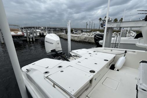 Boston Whaler 25 Dauntless image