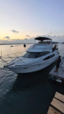 Carver 41-COCKPIT-MOTOR-YACHT - main image