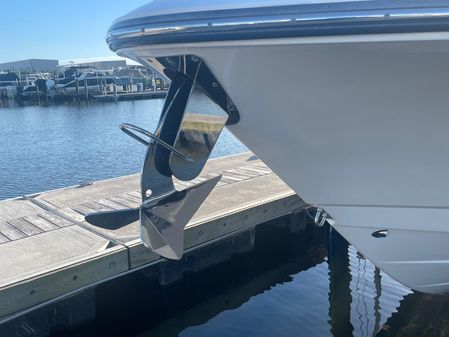 Robalo R272-CENTER-CONSOLE image