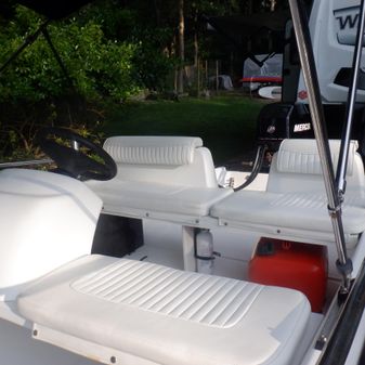 Boston-whaler 130-SPORT image