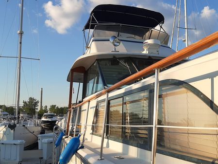 Hatteras Double Cabin Motoryacht image