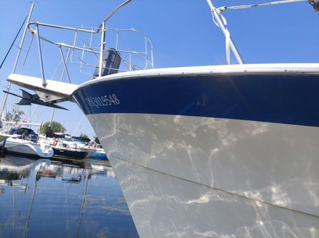 Hatteras Double Cabin Motoryacht image