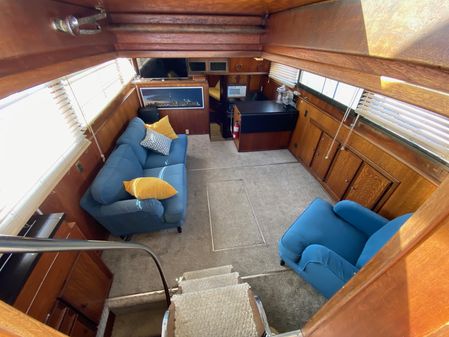 Hatteras Double Cabin Motoryacht image