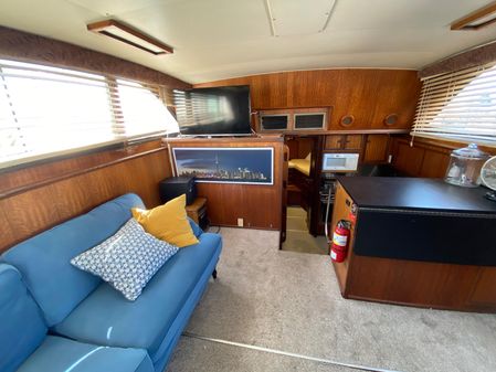 Hatteras Double Cabin Motoryacht image