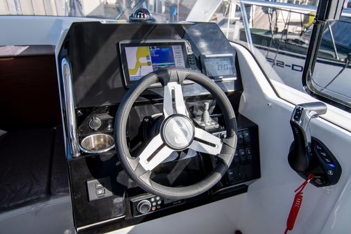 Beneteau Antares 8 image