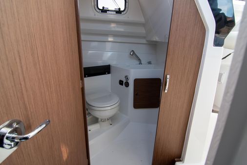 Beneteau Antares 8 image