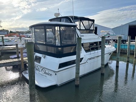 Carver 38-AFT-CABIN image