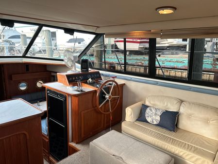 Carver 38-AFT-CABIN image